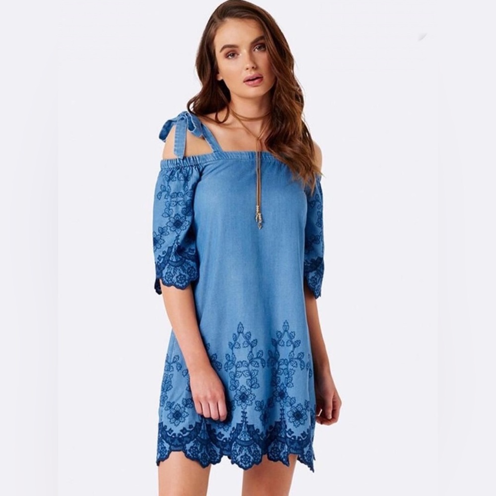 EVER NEW | Denim Embroidered Off The Shoulder Dress Sz US 6